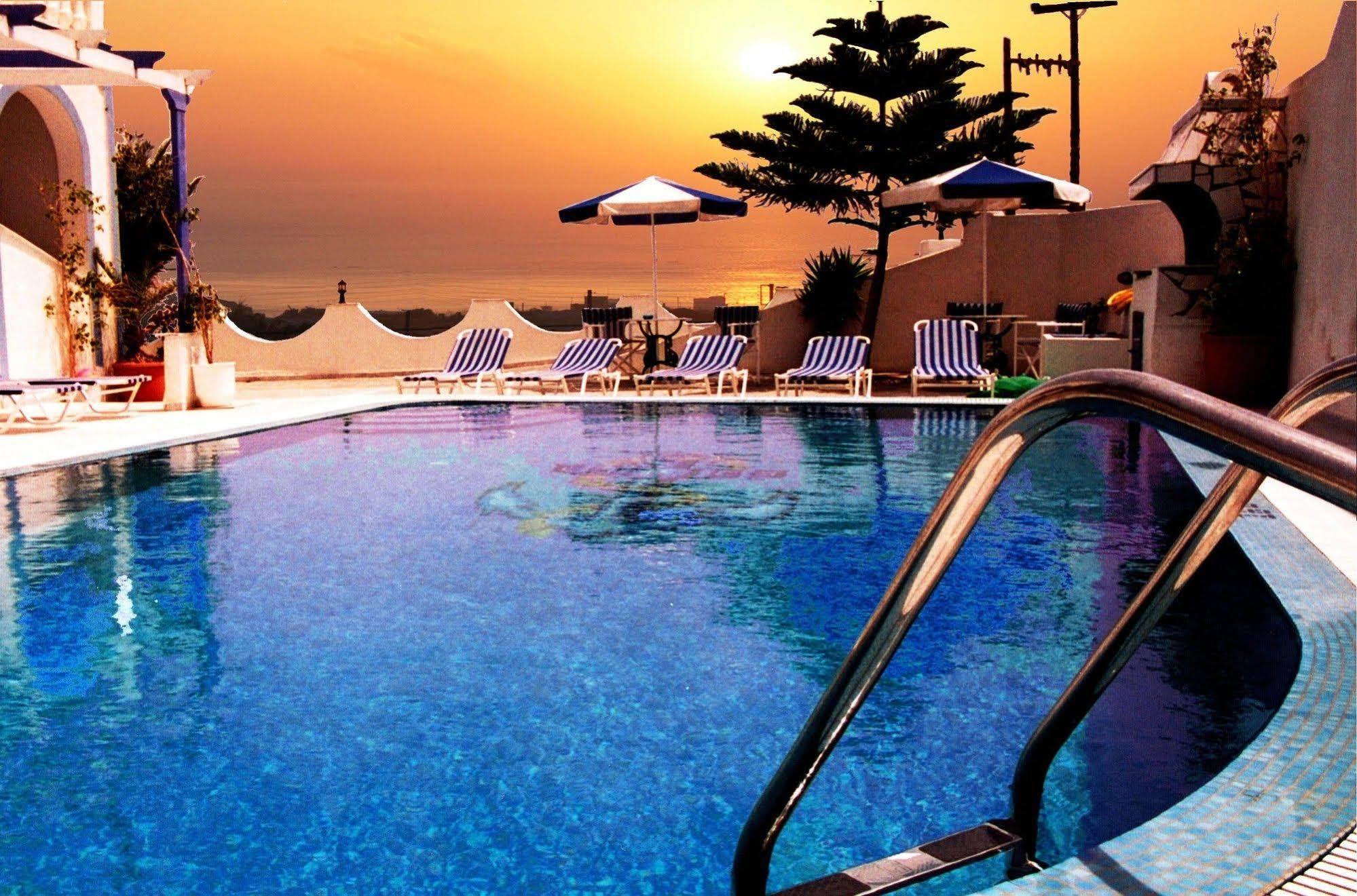Stavros 3* Karterados (Santorini)